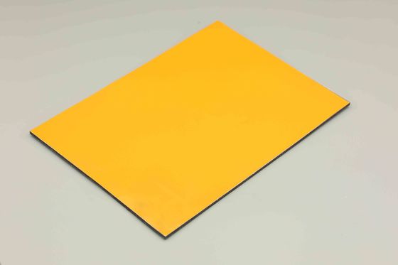 어두운 노란색 3MM Acp Pe 1300mm 너비 PE 코팅 Acp 벽 천장
